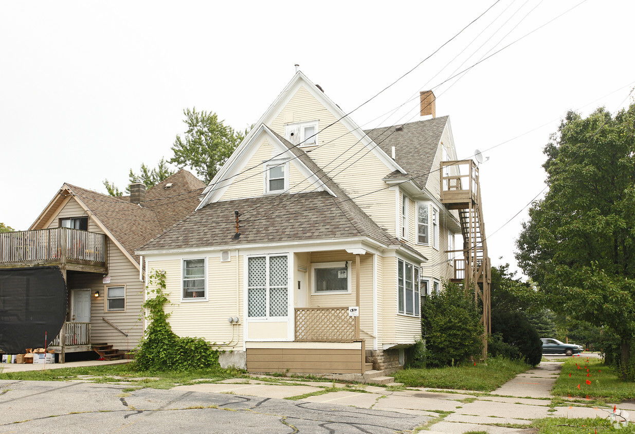 Building Photo - Durant Park Apartments