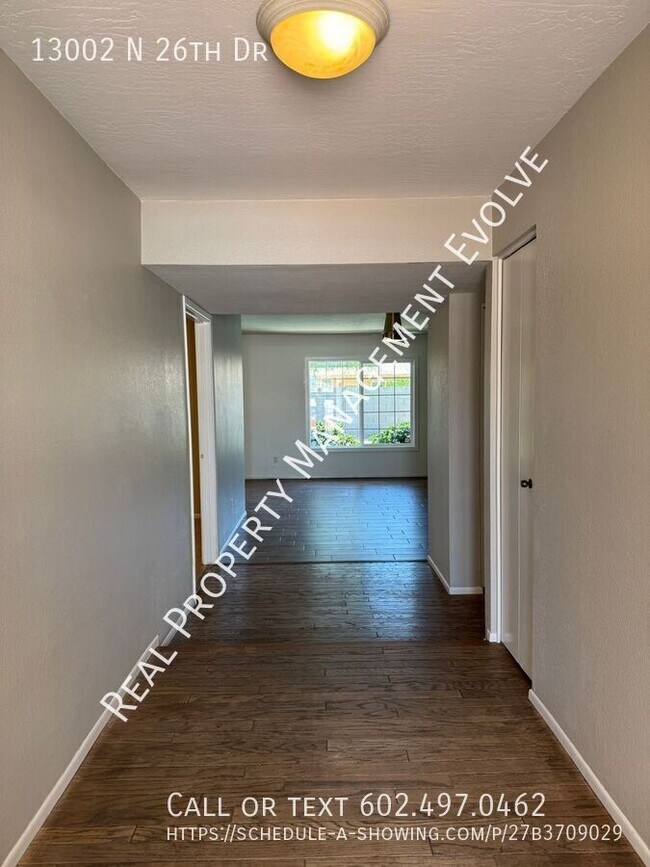 Foto del edificio - 13002 N 26th Dr