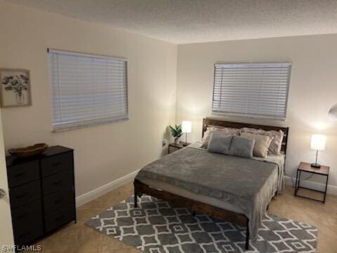 Foto principal - 3325 Arpt Rd S