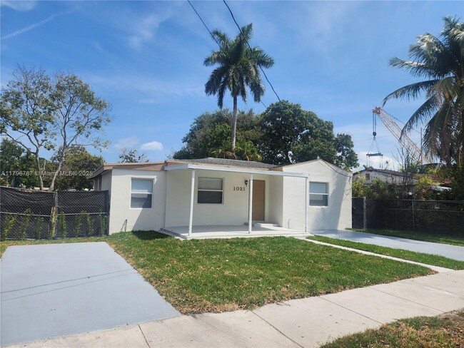 Foto del edificio - 1021 NW 20th Ave