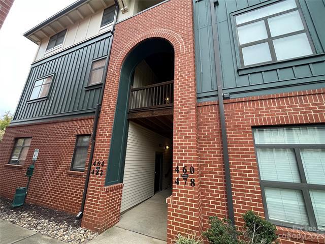 Foto del edificio - 462 New Bern Station Ct
