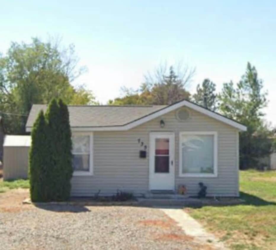 Primary Photo - 735 3rd Ave N