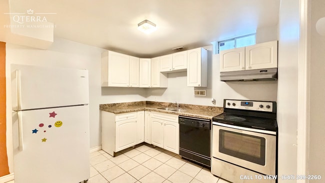 Building Photo - 3910 Baggins Crt