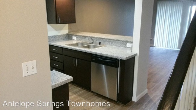 Building Photo - 3739 Black Eagle Dr