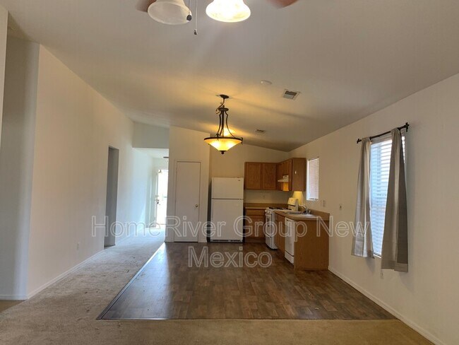Foto del edificio - 915 Blackbird Dr SW