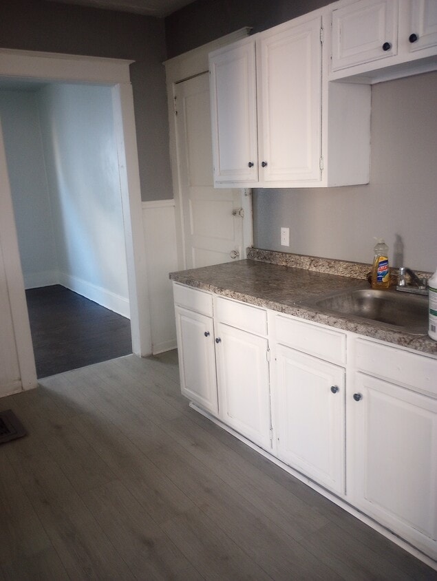 Primary Photo - 38 Frederick St