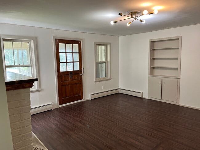 Building Photo - 1400 Titus Ave