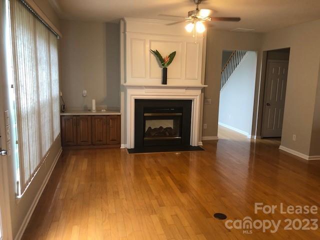 Foto del edificio - Spacious 5-Bedroom, 3-Bathroom Home Ideal ...