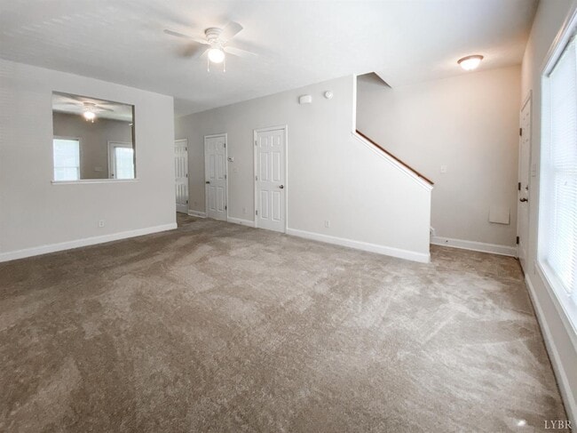 Foto del edificio - 1600 Wards Ferry Rd