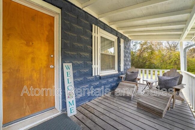 Foto del edificio - 614 E Brushy Valley Dr