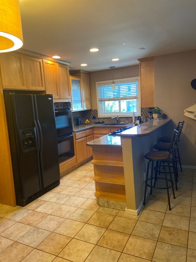 Foto del edificio - 6 3rd Pl