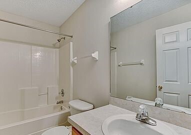 Foto del edificio - 3730 Maddie Ln