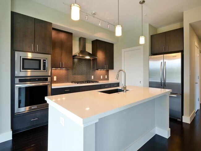 Foto del edificio - 2612 W 12th St