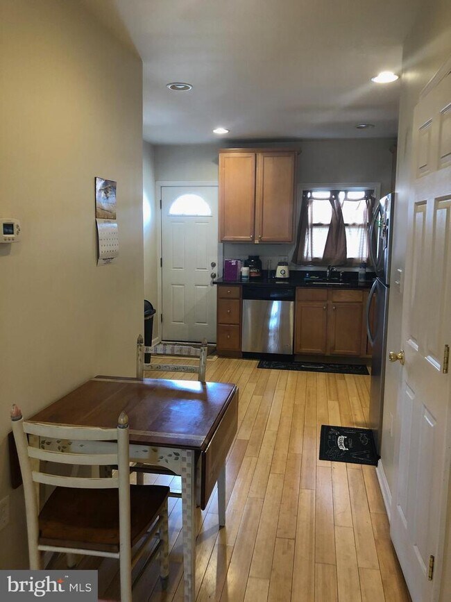 Foto del edificio - 1525 Bush St