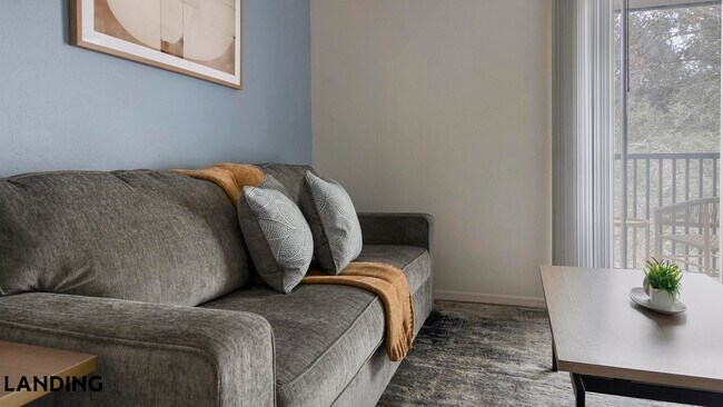 Foto del edificio - 9727 Touchton Rd