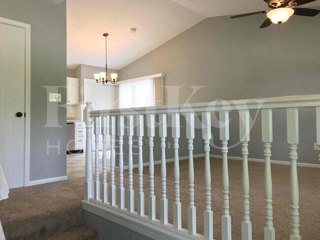 Foto del edificio - 66 Chip Dr