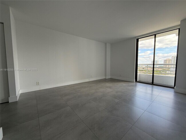 Building Photo - 3300 NE 192 St