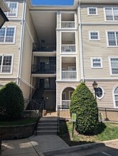 Building Photo - 4560 Strutfield Ln