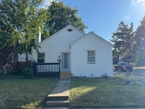 Building Photo - 765 Coralie St