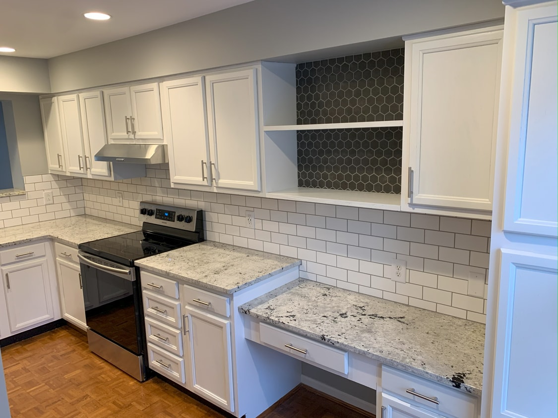 Kitchen - 2119 Fulton Ave