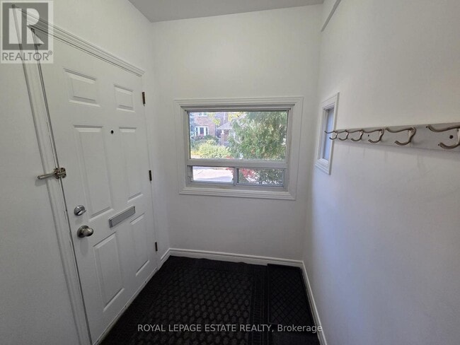 Building Photo - 19 Orley Ave