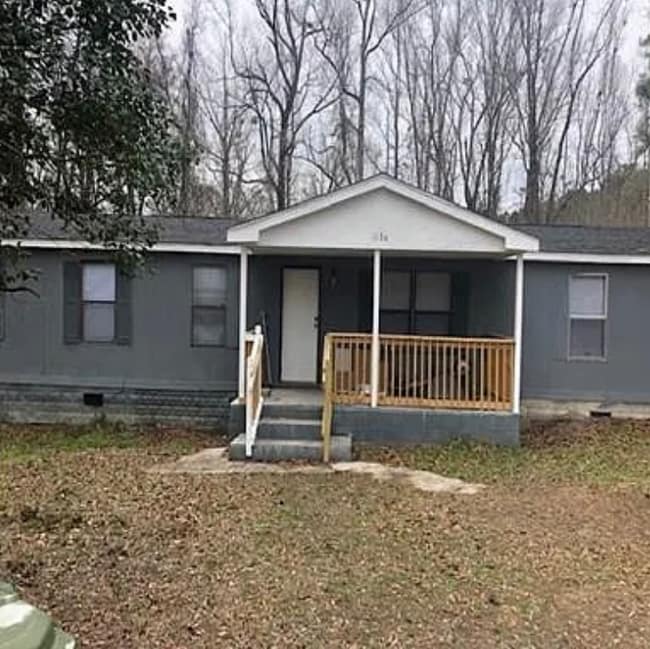 Building Photo - 1124 Tucker Town Rd