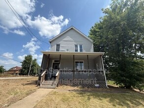 Building Photo - 1703 Bailie Ave