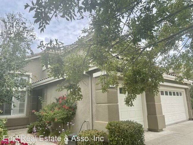 Foto del edificio - 5 br, 3 bath House - 353 Squirrel Ridge Way