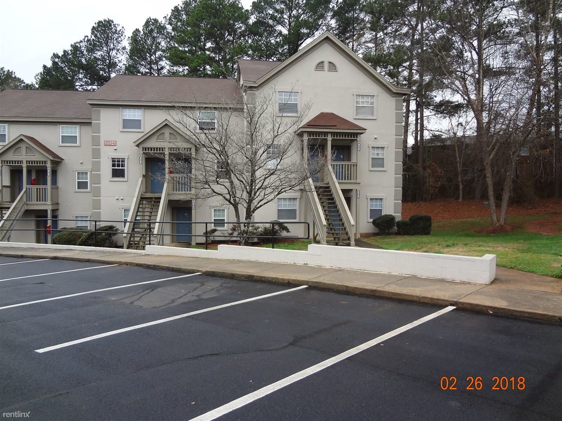 2 br, 2.5 bath - 2510 Avent Ferry Rd Apt 208 - 2 br, 2.5 bath  - 2510 Avent Ferry Rd Apt 208