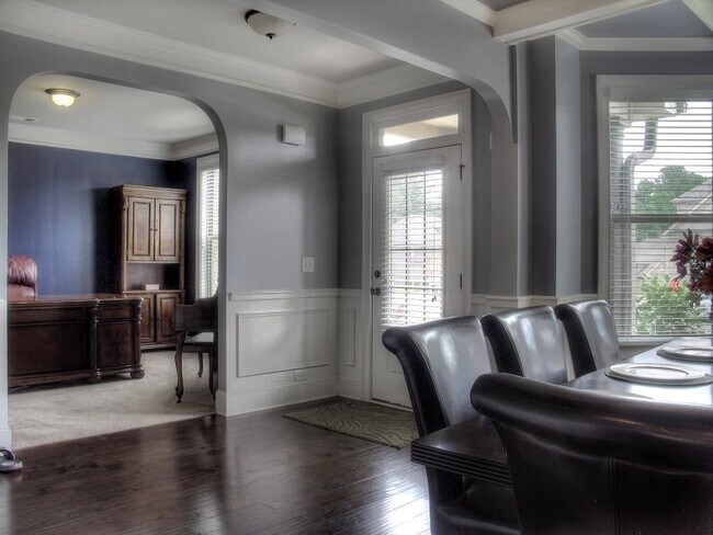 Foto del edificio - 284 Fairway Dr