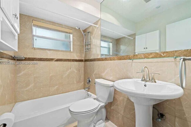 Building Photo - 2210 N 57th Way