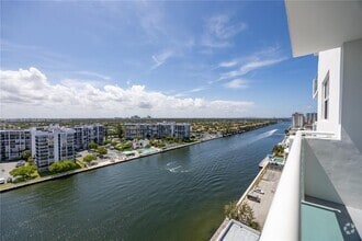 Building Photo - 3000 S Ocean Dr