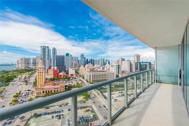 Building Photo - 888 Biscayne Blvd