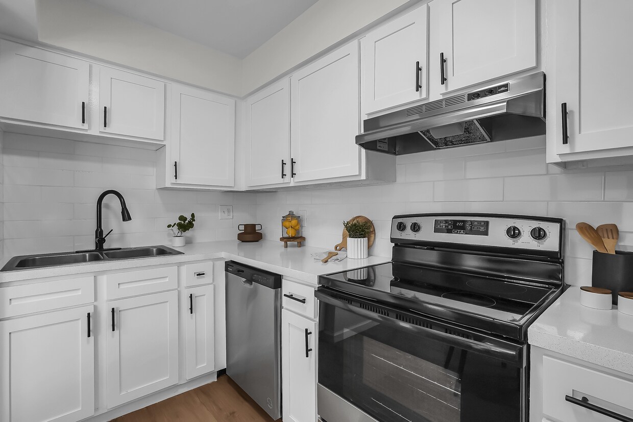 Foto principal - 1289 RENTAL CONDO COMMUNITY