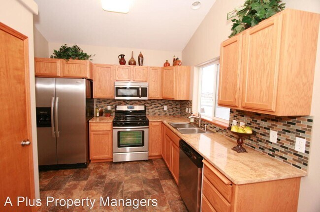 Building Photo - 4 br, 2 bath House - 2602 Cool Water Dr