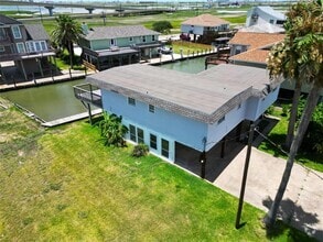Building Photo - 24 Kingfish Ln