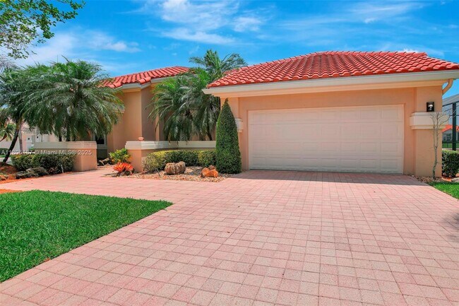 Building Photo - 2651 Oakmont Dr
