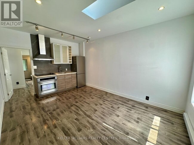 Building Photo - 221 Coxwell Ave