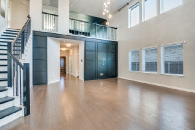 Foto del edificio - Beautiful 4/2.5 in Forney - like new!