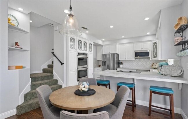 Foto del edificio - 7805 Garfield Ave