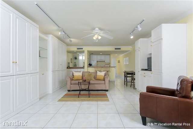 Foto del edificio - 652 Summer Pl