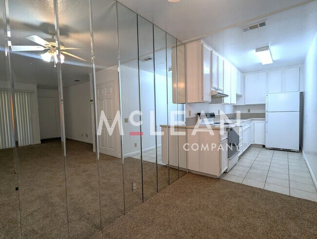 Building Photo - **Charming Unfurnished Condo in Palm Sprin...