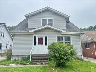Building Photo - 9615 Cardwell Ave