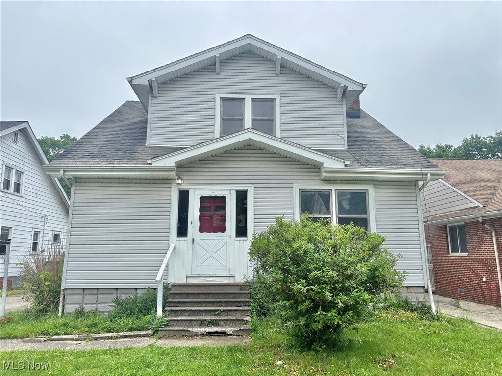 Foto principal - 9615 Cardwell Ave