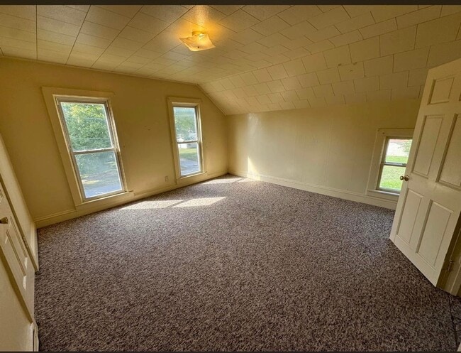 Building Photo - 319 South 20th Street