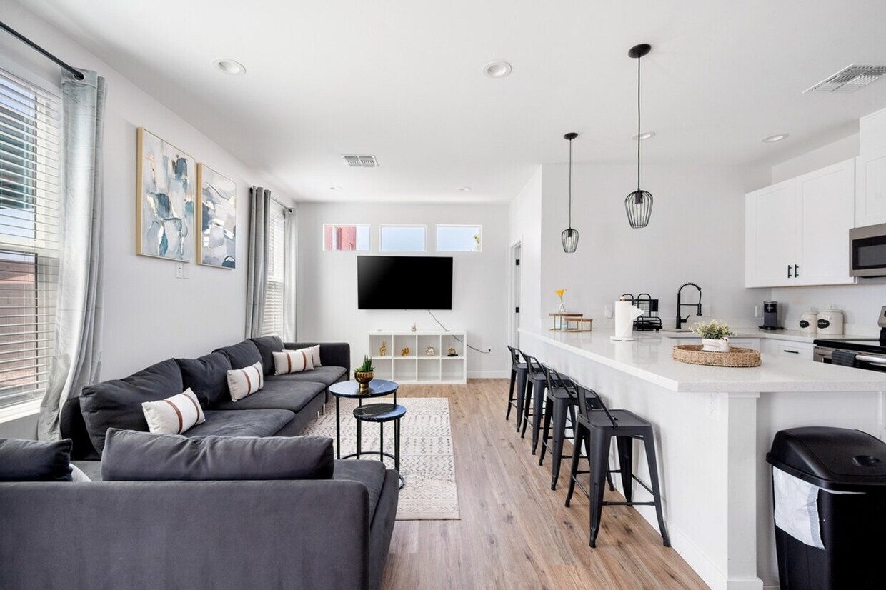 Foto principal - 3805 E Polk St