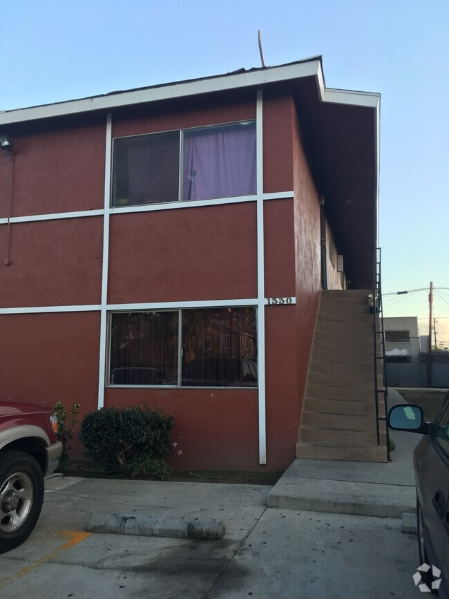 Building Photo - 1336 W 227th St