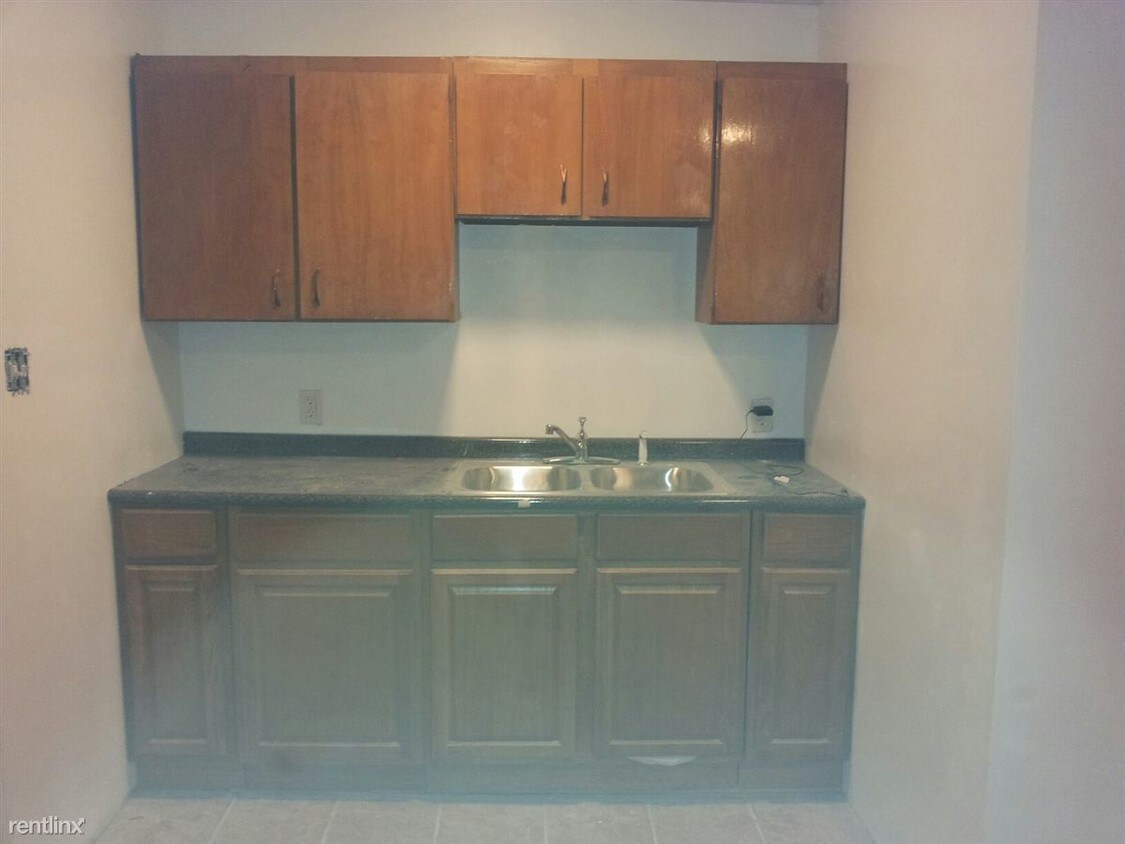 22 Worcester St, Southbridge, MA 01550 Condo for Rent in Southbridge