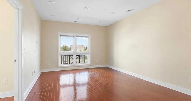 Building Photo - 2350 NJ-33