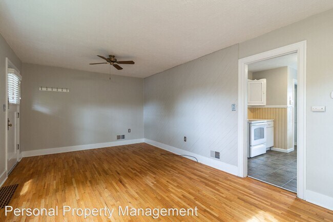 Building Photo - 2 br, 1 bath House - 312 W. 39th St